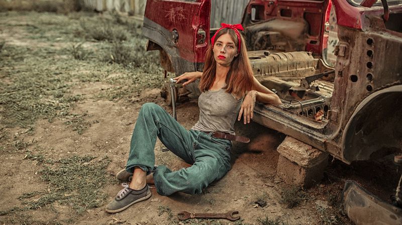 #девушка #автомобиль #механик  photo preview