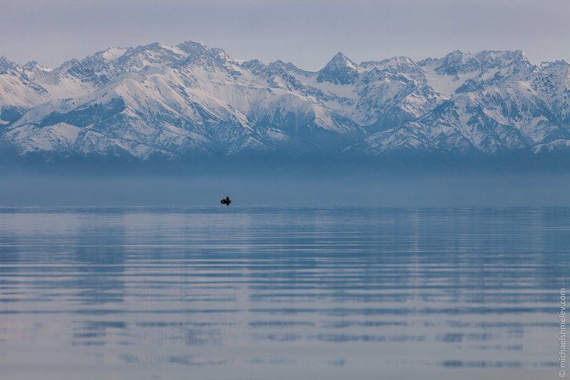 Весна в Киргизииphoto preview