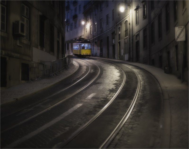 tram #28photo preview