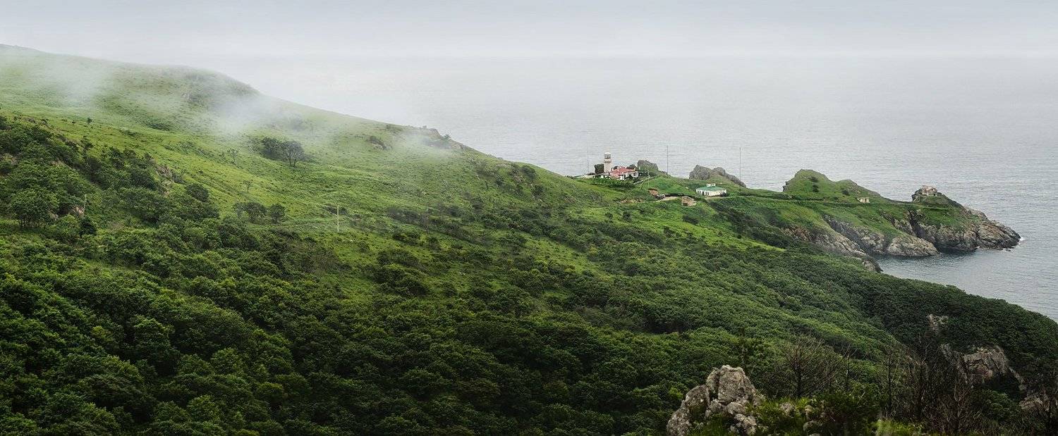 Маяк, Маяк Гамова, Мыс Гамова, Пейзаж Гамова, Полуостров Гамова, Приморский край, Туман, Туманный пейзаж, Грушина Юля