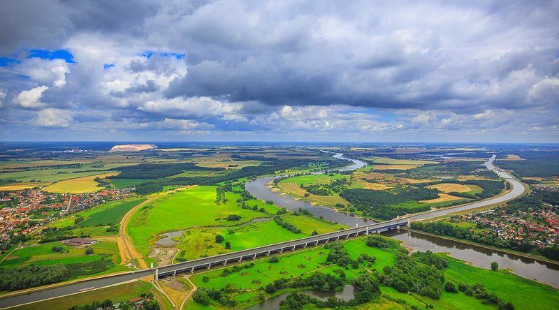 Elbe, Германия, Канал, Перекресток, Река, Эльба над перекрестком речных путей...photo preview