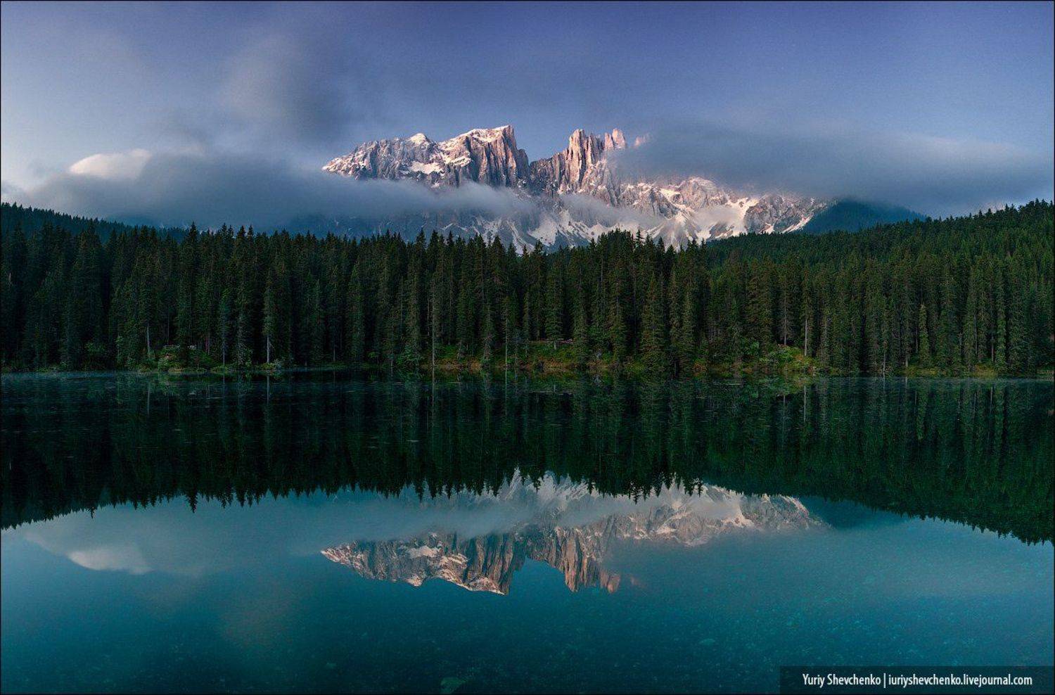 Silent reflection.. Автор: Юрий (Phototours.pro) Шевченко Доломиты, Италия, Озеро, Утро, Юрий (Phototours.pro) Шевченко