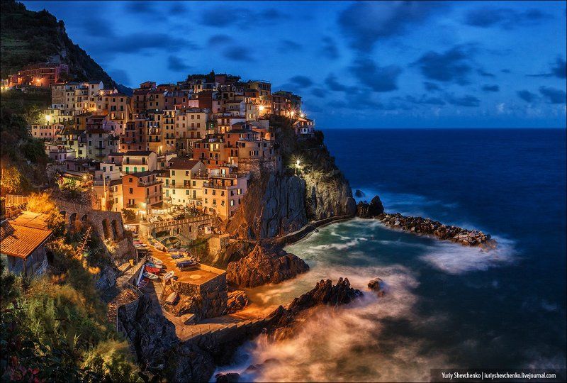 City, Italy, Manarola, Sea, Городской пейзаж, Италия The last moment of the day.photo preview