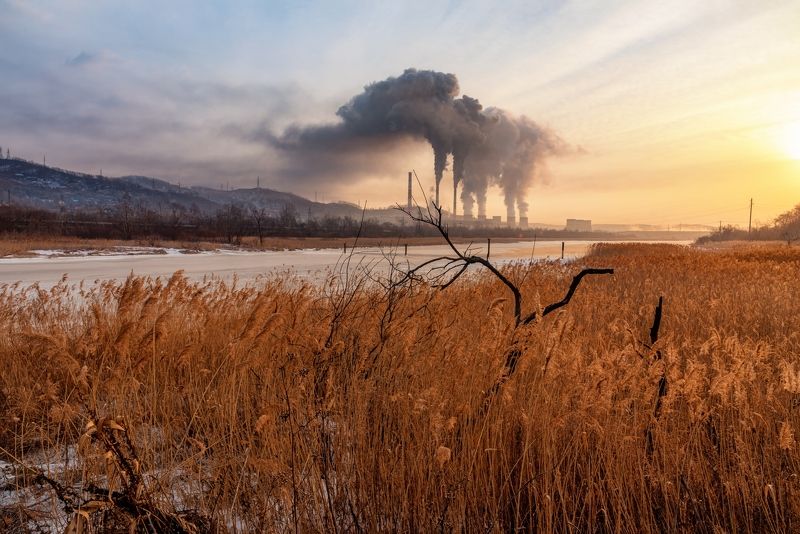 утро, рассвет, облака, теплостанция, индустриальный пейзаж, зима, трубы, дым, экология  фото превью
