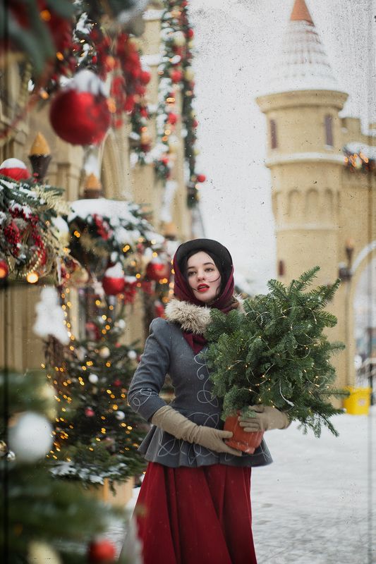 Портрет, фотосессия, зима, новый год, гирлянда, огоньки, елка, город, праздник, 19 век, гелиос Полина ... Новый годphoto preview