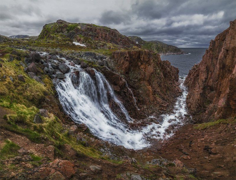 баренцево море, водопад, горы, кольский п-ов, лето, море, панорама, пейзаж, природа, путешествие, север, териберка, тундра, туризм Териберкаphoto preview