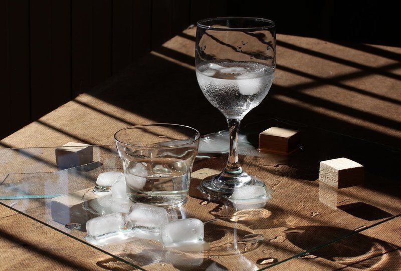 натюрморт Хрупкое стеклоphoto preview