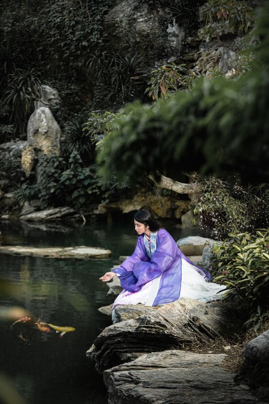 traditional costume  girl by the lakephoto preview
