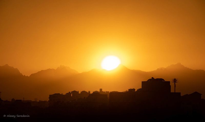 Город на закатеphoto preview