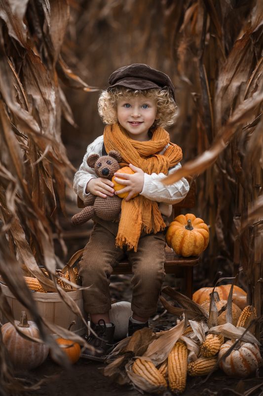 #peace #Pumpkins #cornmaze #kids #Childportrait #toronto #Canada #Happiness #Autumn  Warmth and Sunshinephoto preview
