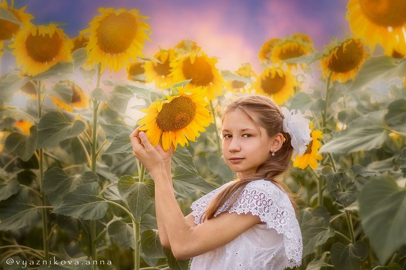 фотограф Лисичанск, детский фотограф, семейный фотограф, летняя фотосессия, фотосессия на природе, фотосессия в подсолнухах, Лисичанск, Луганская область, Северодонецк, фотограф Северодонецк, Иринаphoto preview