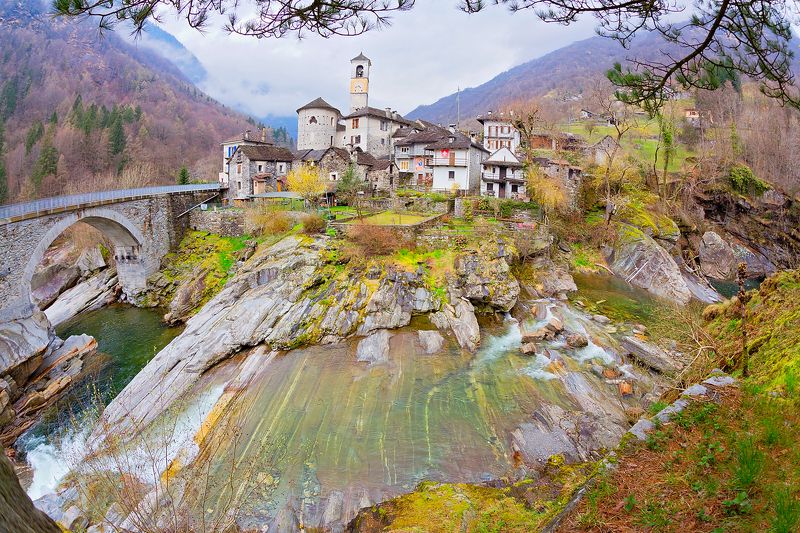 Долина Верзаска, Швейцарияphoto preview