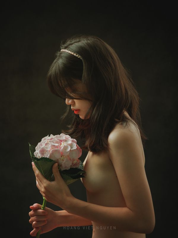 fine nude, nude, flower, skin, glamour, asian, vietnam, vietnamese, soft * * *photo preview