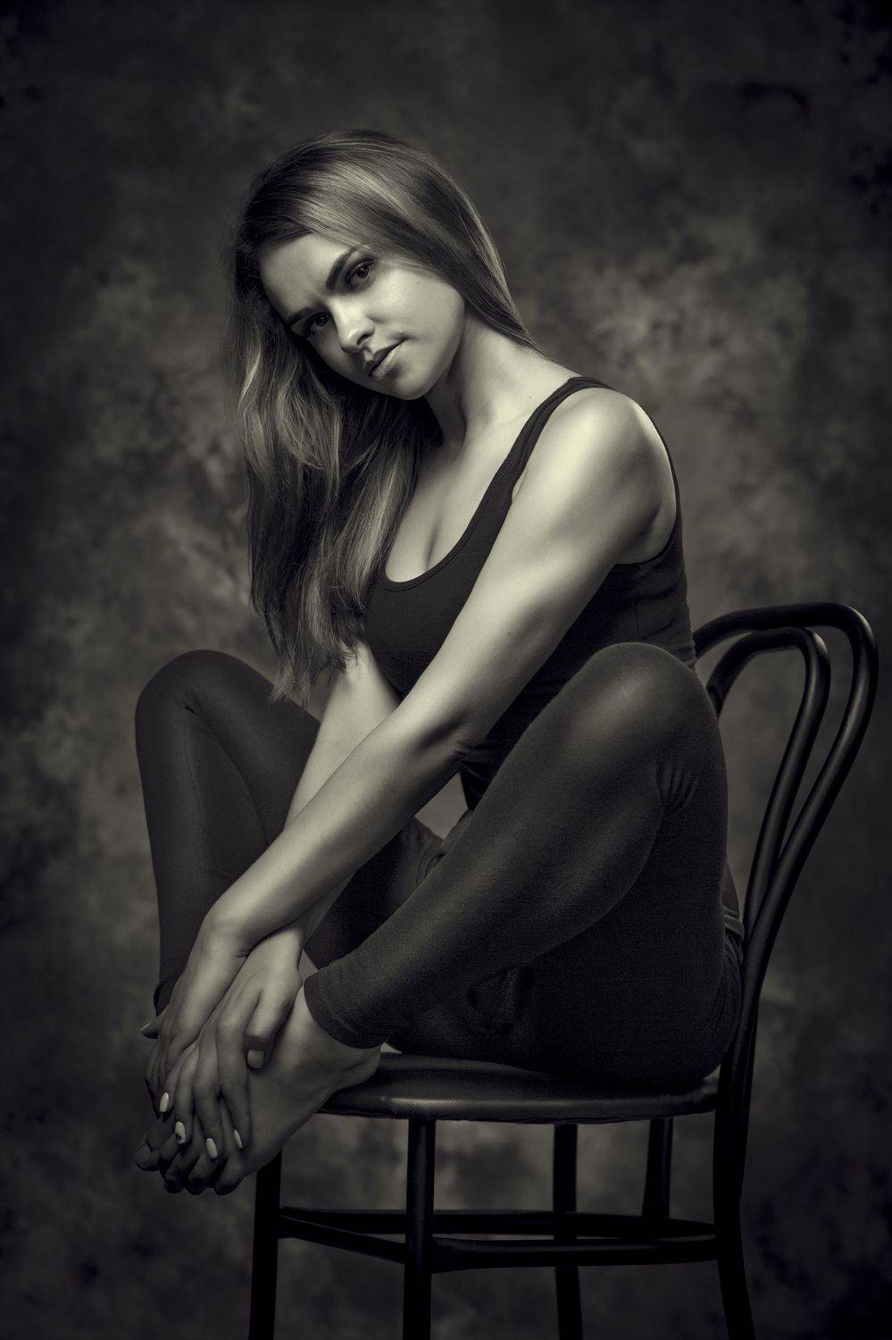 ***. Автор: Ренц Геннадий девушка, студия, художественное фото, портрет, женский портрет, ч/б, Ренц Геннадий