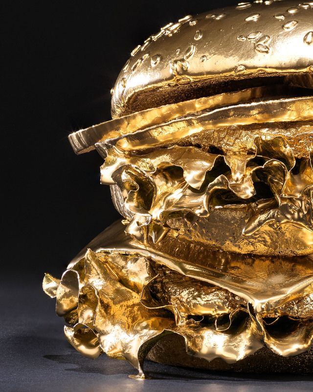 gold, burger, studio, hasselblad, black background, food Gold reservephoto preview