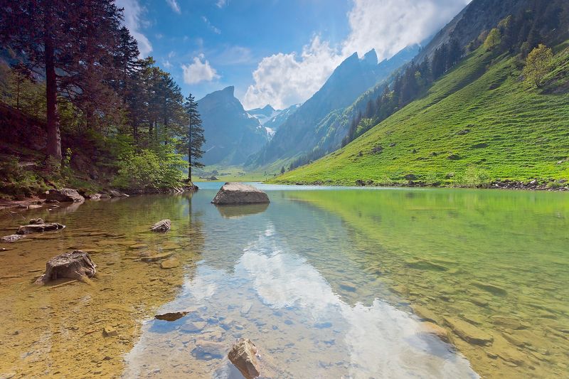 Горное озеро, Альпы, швейцарияphoto preview