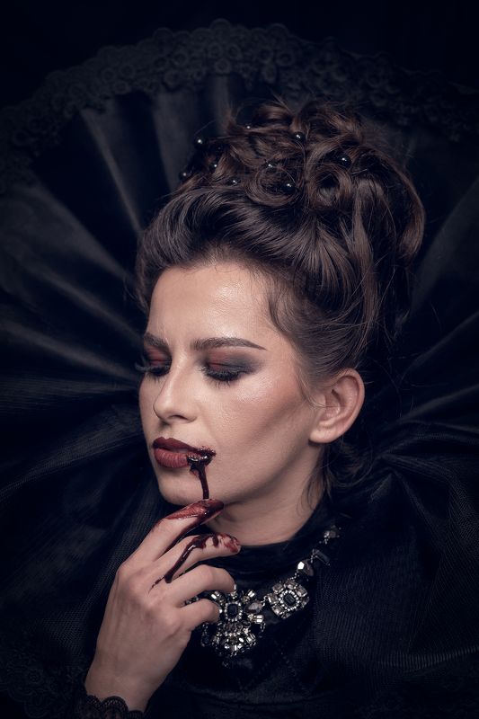 female Queen of the damnedphoto preview