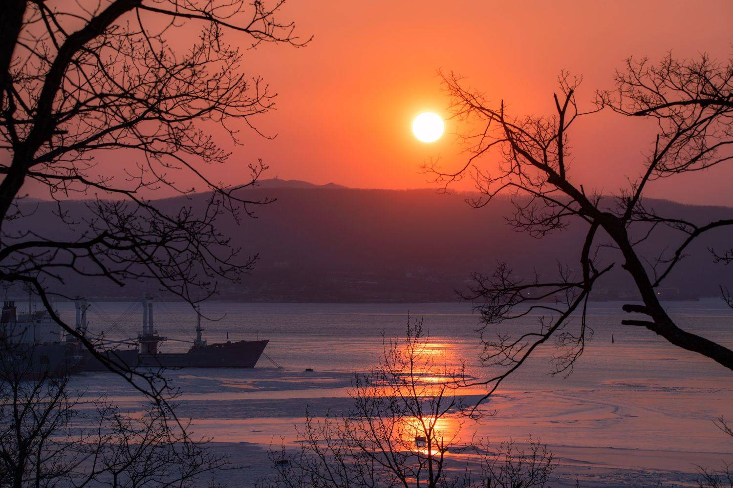 Закат. Автор: Евгения Журавлева Закат, корабль, пейзаж , Евгения Журавлева
