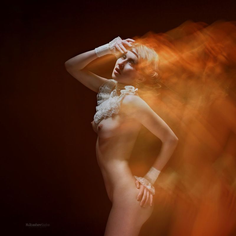 Nude, Sashe Kultashev, Studio, Жабо, Студия черно-белое фото Жабо фото превью