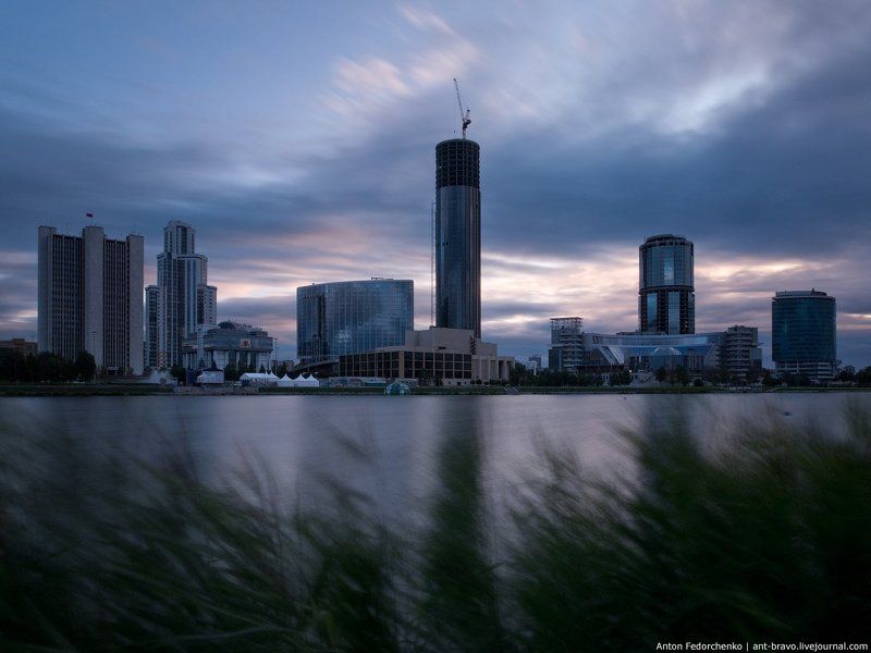 Екатеринбург, Закат, Сити Пасмурный Сити II фото превью