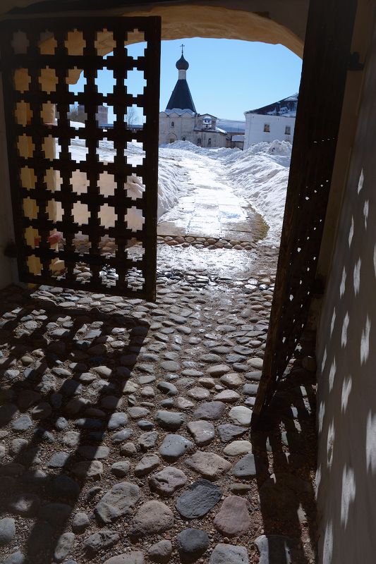 Мартовские тениphoto preview