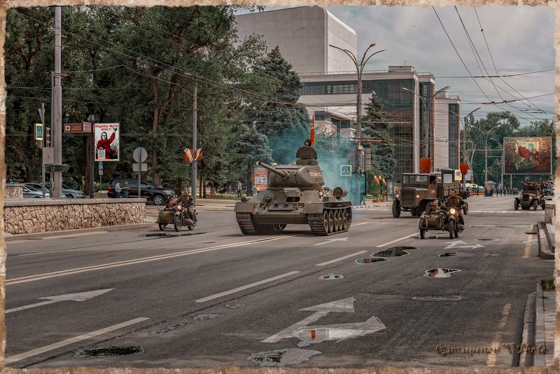 прогон парада 20 годаphoto preview