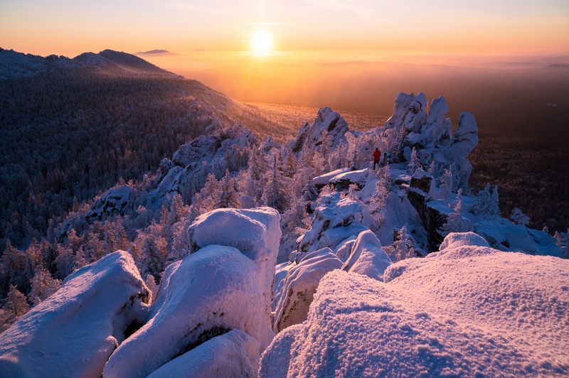 урал, таганай, митькины скалы, зима Морозный закатphoto preview