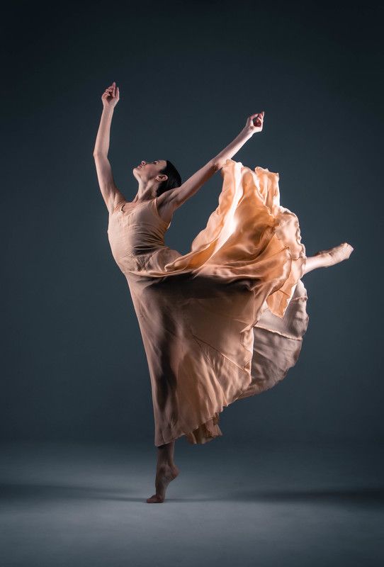 Лена. Танец с ветромphoto preview