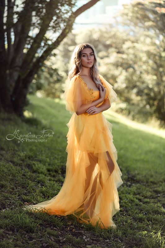 yellow, dress, photoshoot, sunshine, forest, goddess, фотосессия, фотограф, художественная, фотография, желтый, зеленый, платье, дерево, лес, природа Sunshinephoto preview