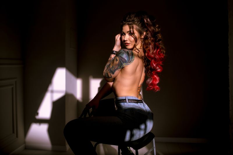 model,nude,sexy,face,studio,sony,samyang,35mm,fashion .photo preview