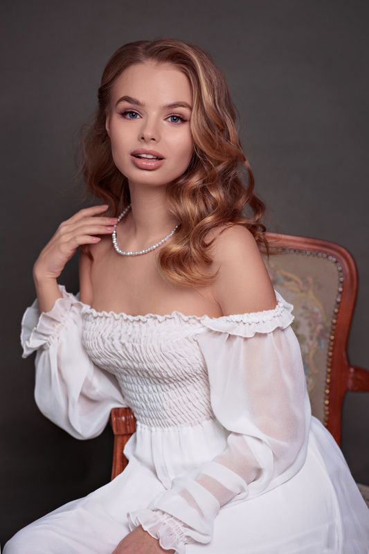 портрет  Женский портрет photo preview