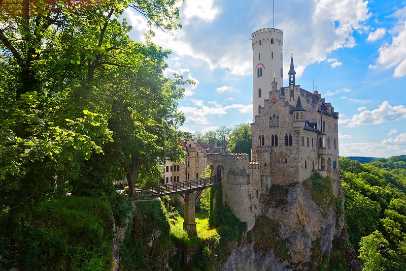 Замок Лихтенштайн, Германияphoto preview