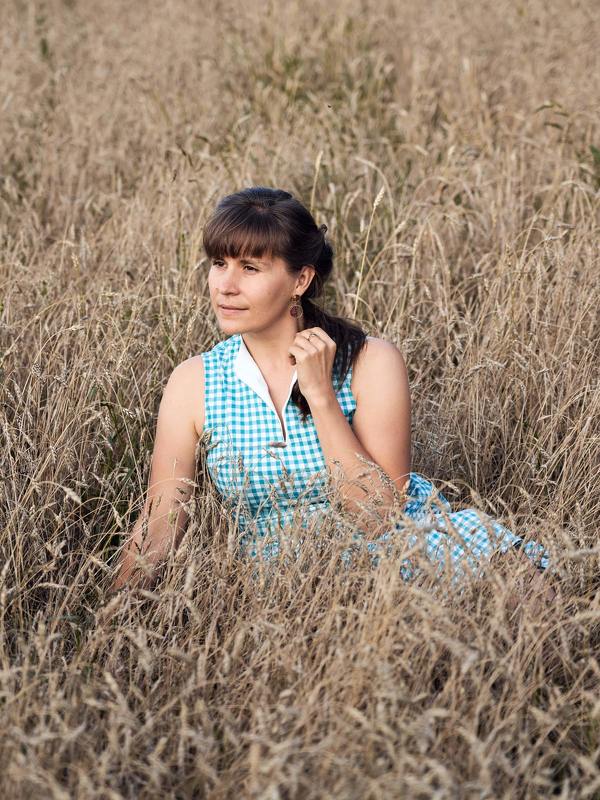 В осеннем полеphoto preview