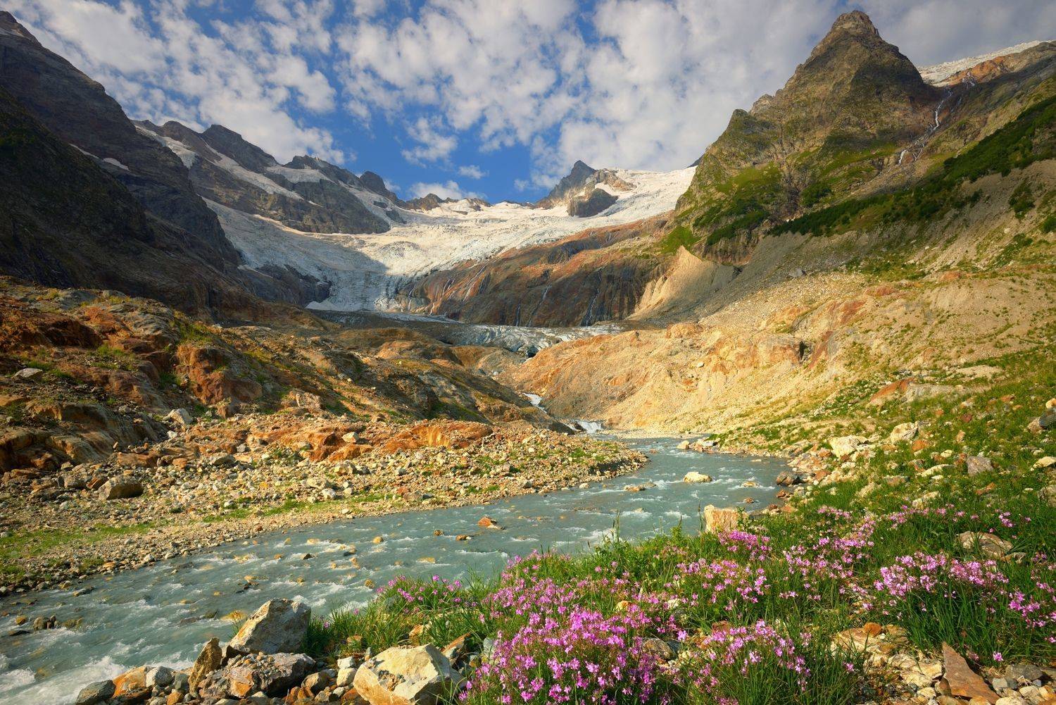 Алибек. Автор: Александр Жарников горы лето алибек домбай, Александр Жарников