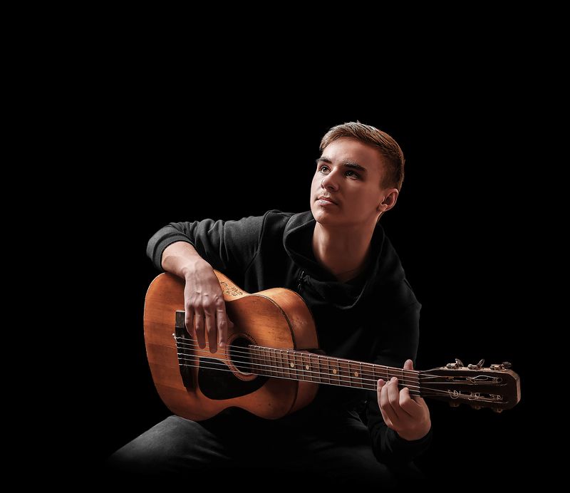 Гитаристphoto preview