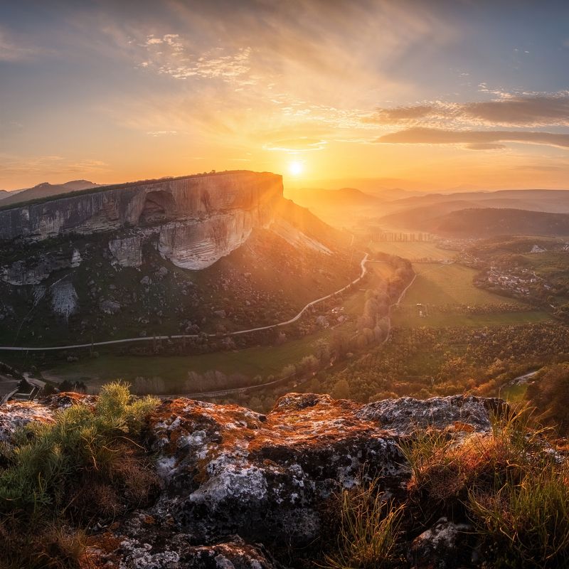 качи-кальон, качи кальон, крым, юбк, весна, рассвет Прикоснуться к Средневековьюphoto preview
