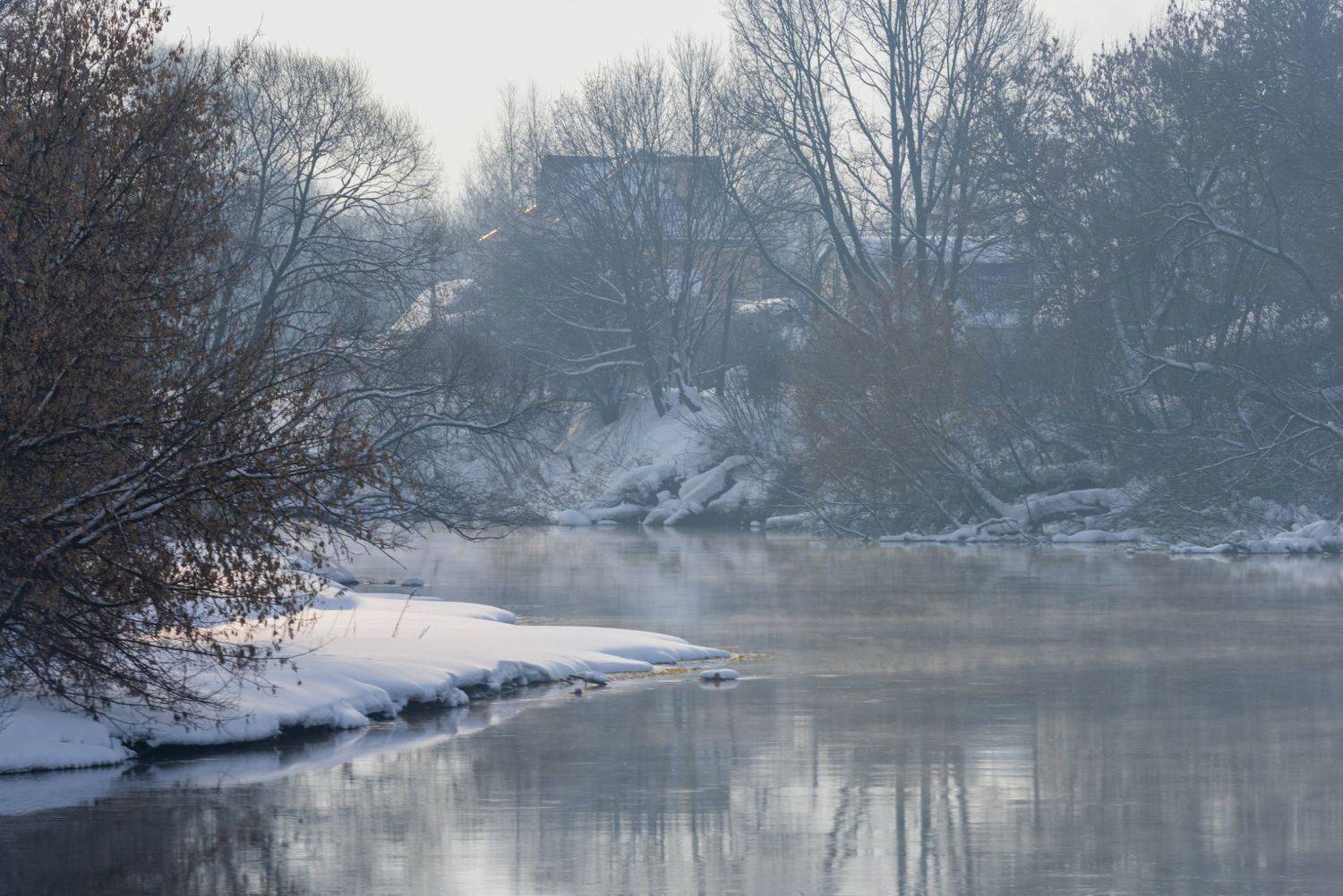Из серии "На берегах очень тихой реки...". Автор: Владимир Штыриков река, тишина, дымка, Владимир Штыриков