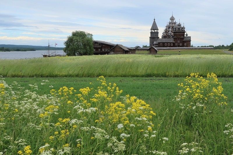 карелия,кижи,пейзаж,храм На острове Кижиphoto preview