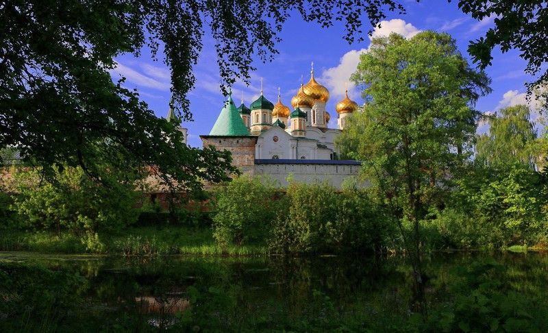 кострома Ипатьевский...photo preview