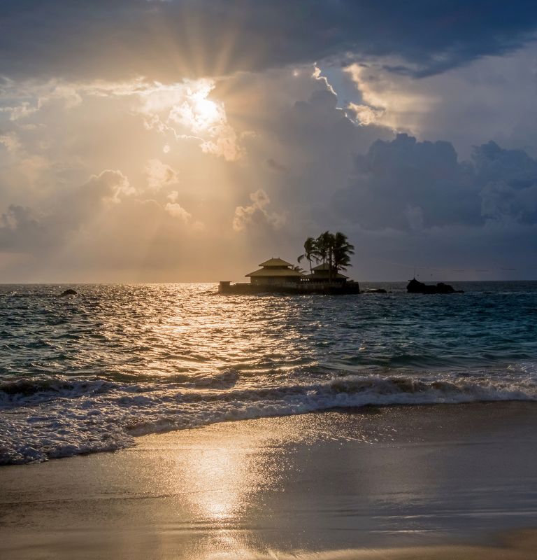 шри ланка, храм, хиккадува, seenigama viharaна, море, нд, солнце, fujifilm xt3, шри-ланка, шри ланка нд Улыбка небесphoto preview