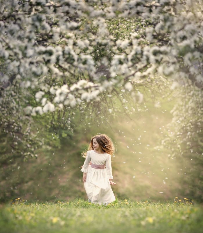 Ангелы среди насphoto preview