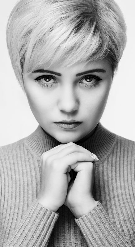 девушка, студия, ч/б, портрет, крупный план resentmentphoto preview