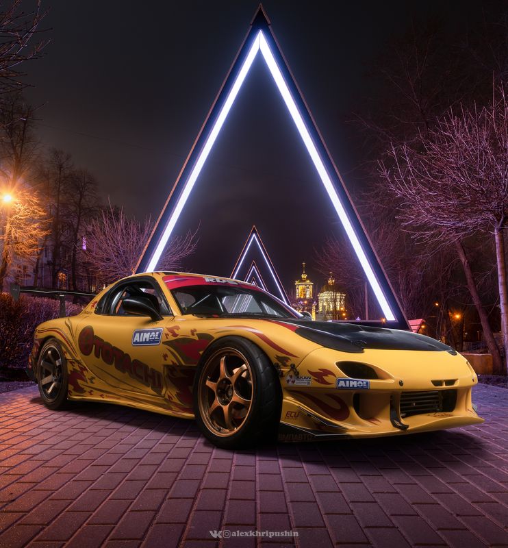 Ночь, улица, фонарь, машинаphoto preview