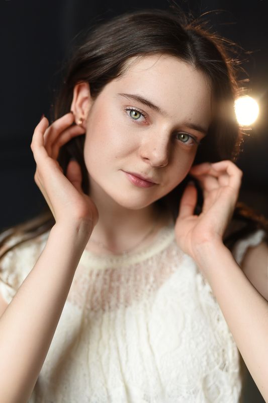 портрет , девочка, весна , portrait , girl Школьницаphoto preview