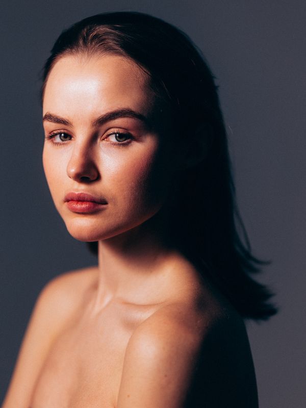 портрет Юлияphoto preview