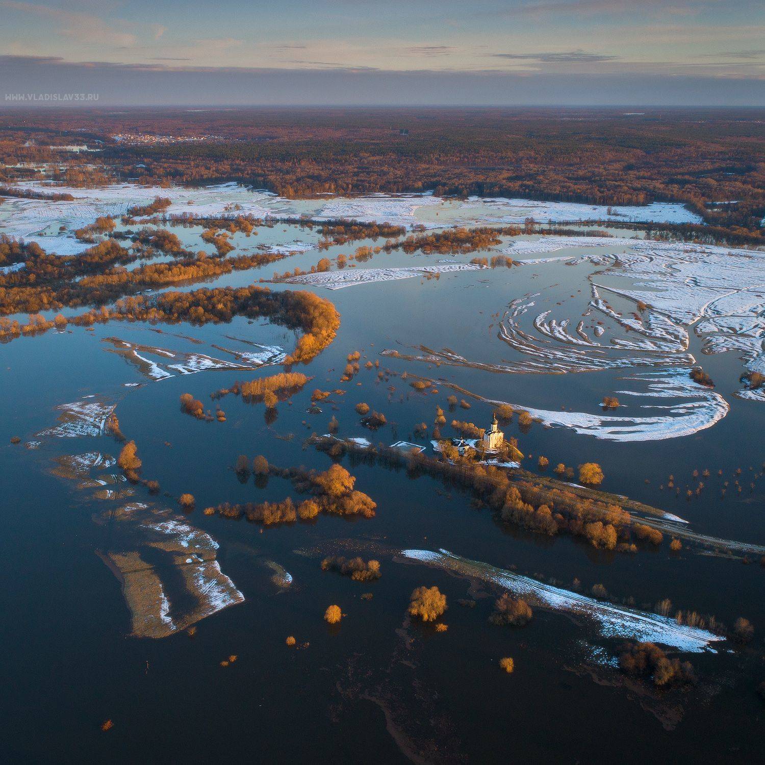 Покрова на Нерли. Автор: Тябин Владислав , Тябин Владислав