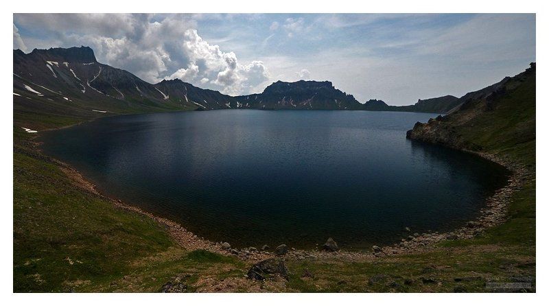 камчатка, вулкан, хангар, озеро Вулкан Хангар. Панорама кратера.photo preview