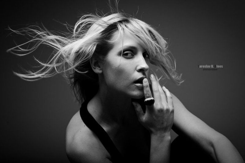 девушка, перстень, ветер Кристина *photo preview