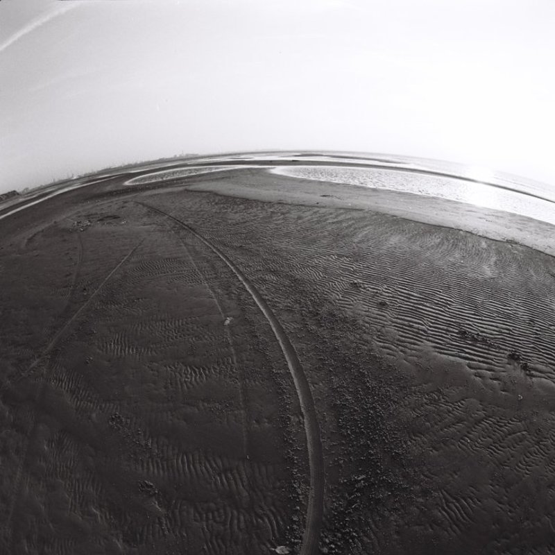 6х6,фотоплёнка,негатив, ч\\б Когда отступает мореphoto preview