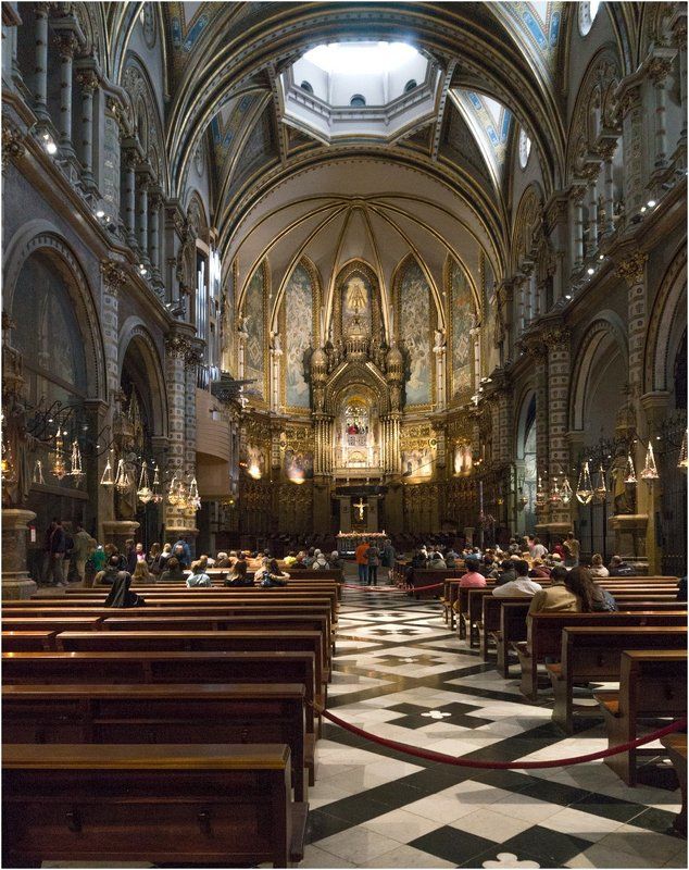 На поклон к Черной мадоннеphoto preview